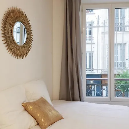 Apartment New In The Heart Of Le Marais Paris
